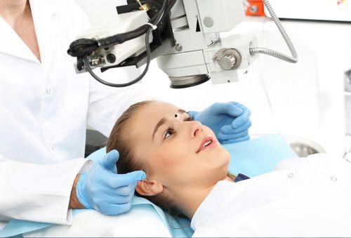 成人近视眼恢复手术视频,见证视觉奇迹瞬间