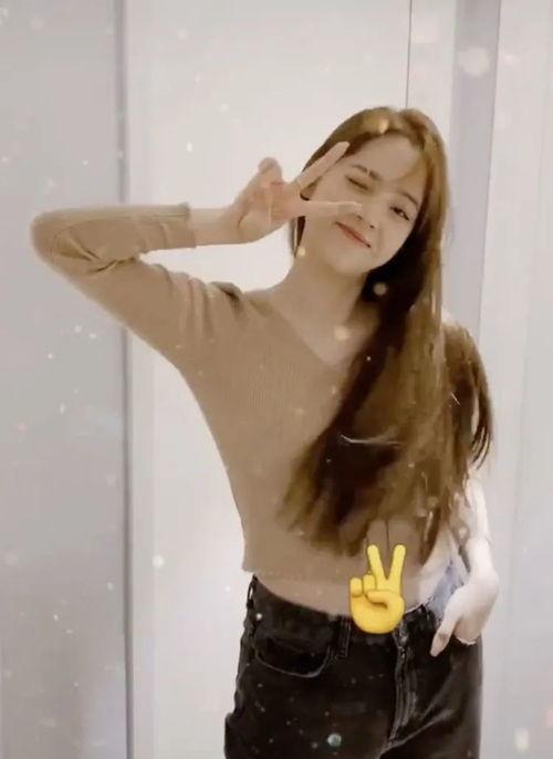 成人娜娜在线视频,揭秘成人娱乐产业的魅力与争议