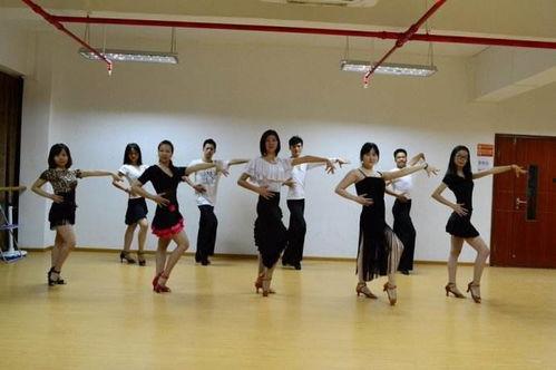 嘉善成人舞蹈视频欣赏,成人舞蹈视频赏析,感受韵律之美