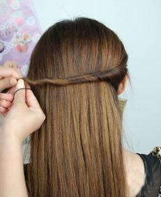 简单编发女成人发型视频,跟随视频教程学起来！